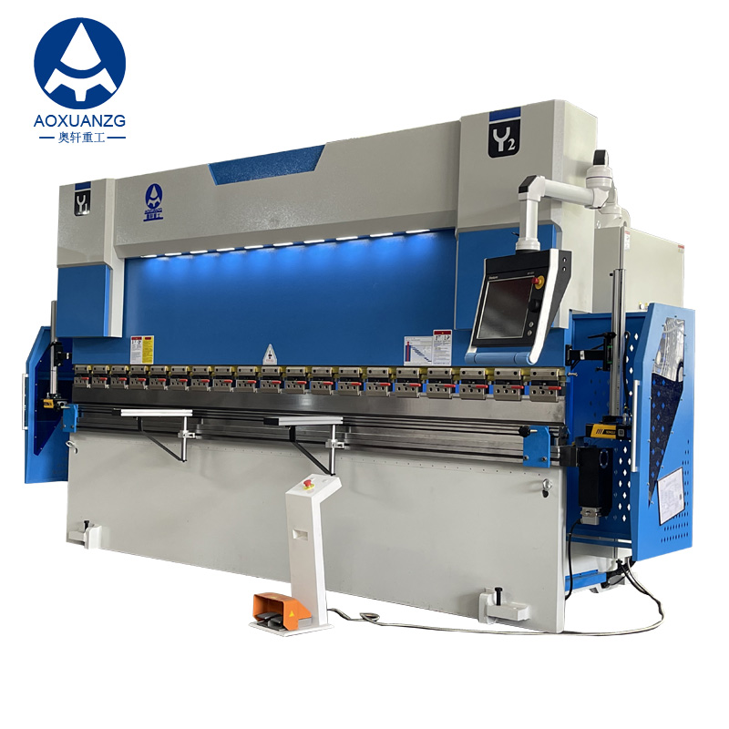 High efficiency energy saving servo main motor 160T4000MM CNC electro-hydraulic press brake with DA69T 8+1 axis