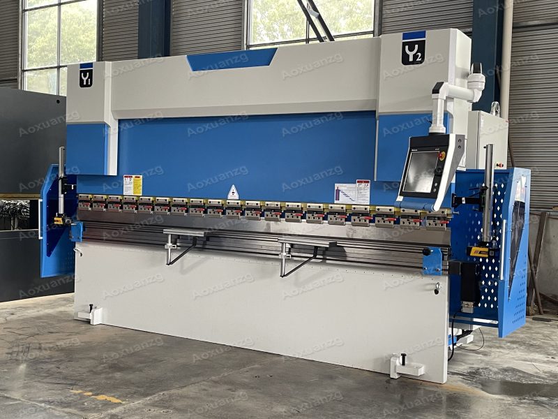 WE67K-160T4000 CNC Electro Hydraulic Press Brake Machine With DELEM DA69S 8+1 Axis - Image 3