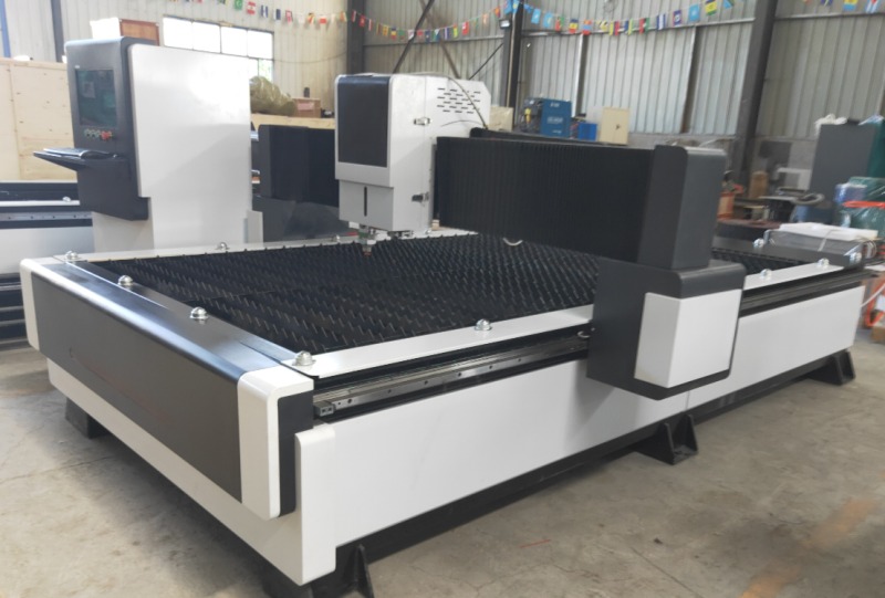 High Efficiency 3000w Cnc Fiber Laser Cutting Machine with Good After Service - Image 2
