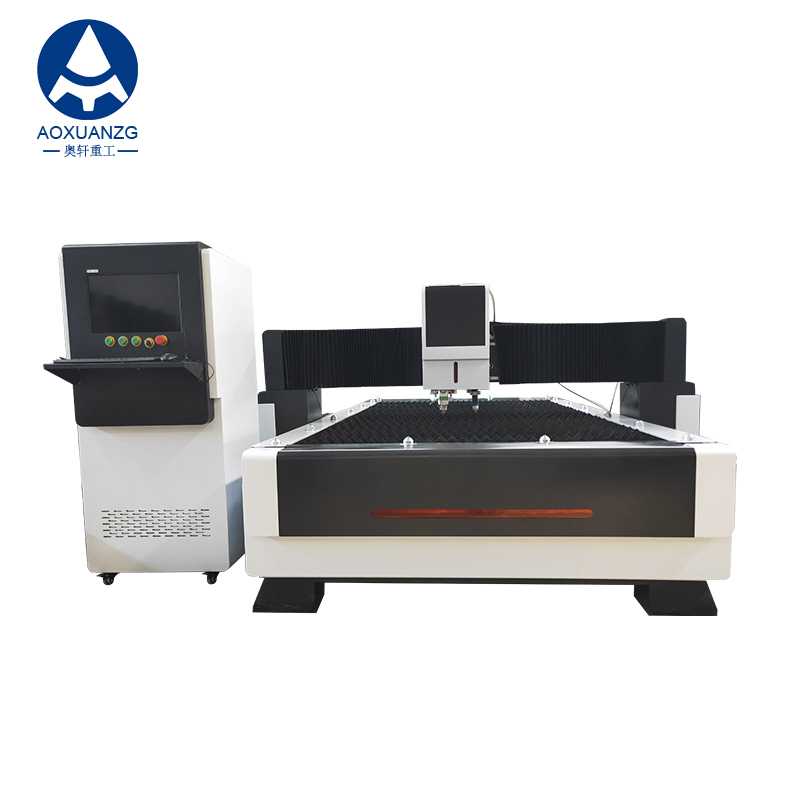 High Efficiency 3000w Cnc Fiber Laser Cutting Machine with Good After Service