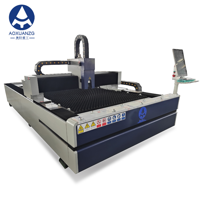 1500x3000mm 2000W CNC Fiber Laser Cutting Machine