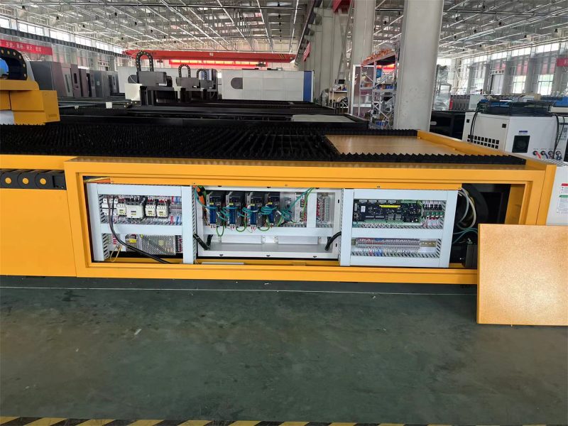 3000W Metal CNC Fiber Laser Cutting Machine for Carbon Steel Stainless Steel - Image 7