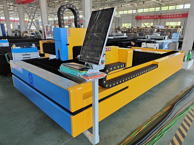 3000W Metal CNC Fiber Laser Cutting Machine for Carbon Steel Stainless Steel - Image 4