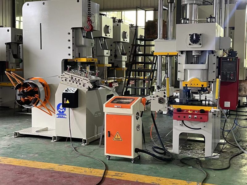 APA-25T pneumatic punching machine with feeder and decolier production line - Image 3
